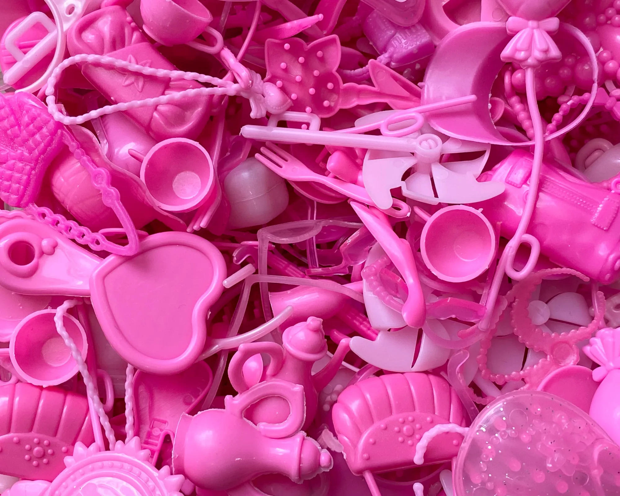 30pcs. Fashion Doll Accessories   15pcs. Small Accessories