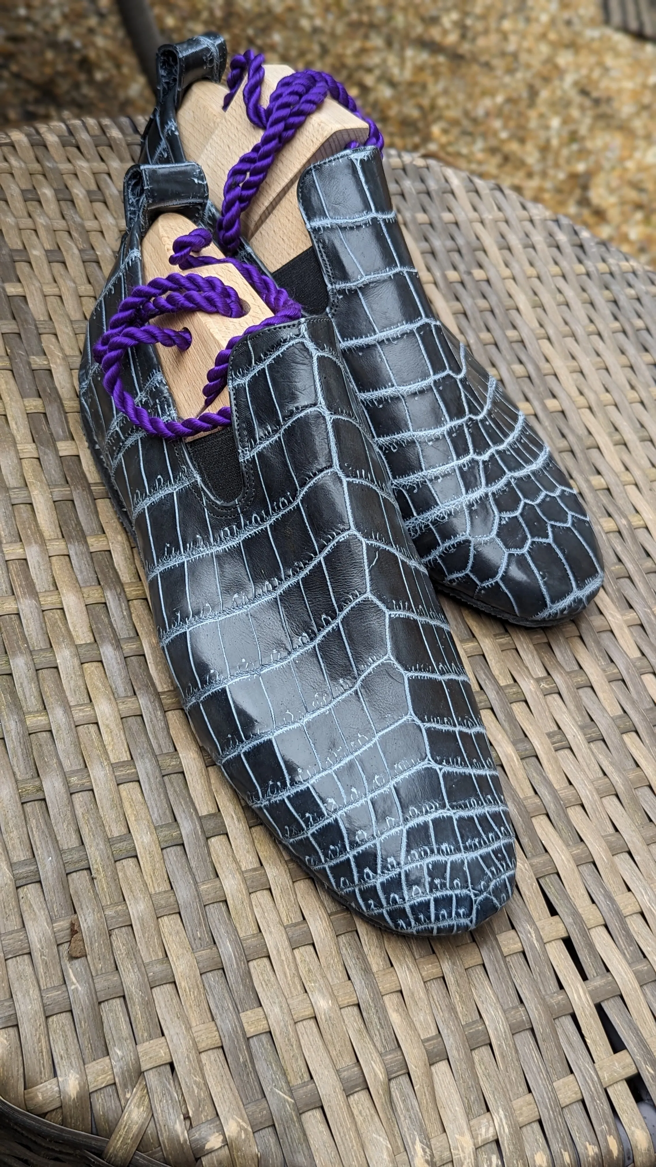 Ascot Tate - Grey hound Blue Crocodile