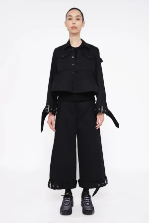 BLACK CROPPED DENIM PANTS