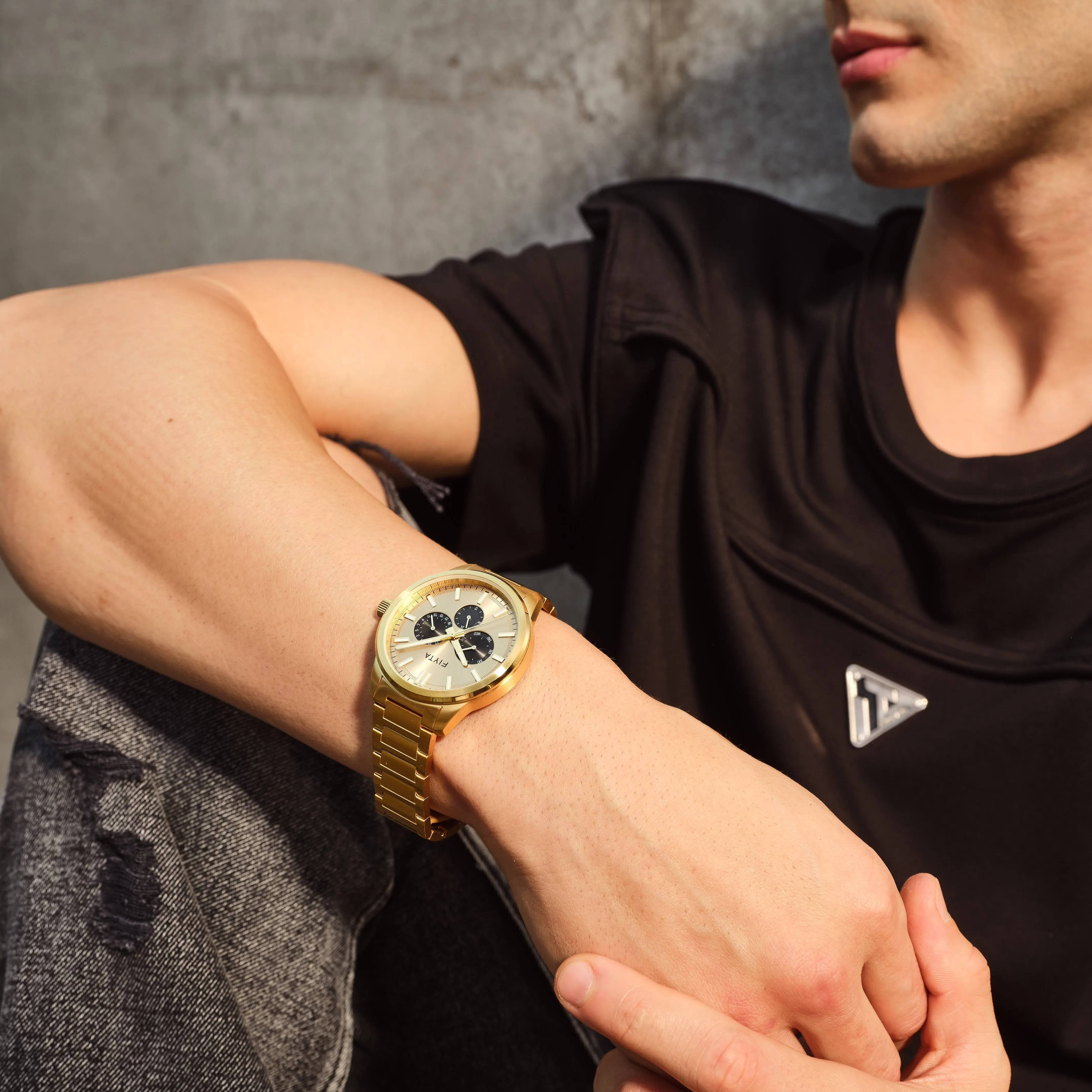 CITY  Series Men's Quartz Gold Watches