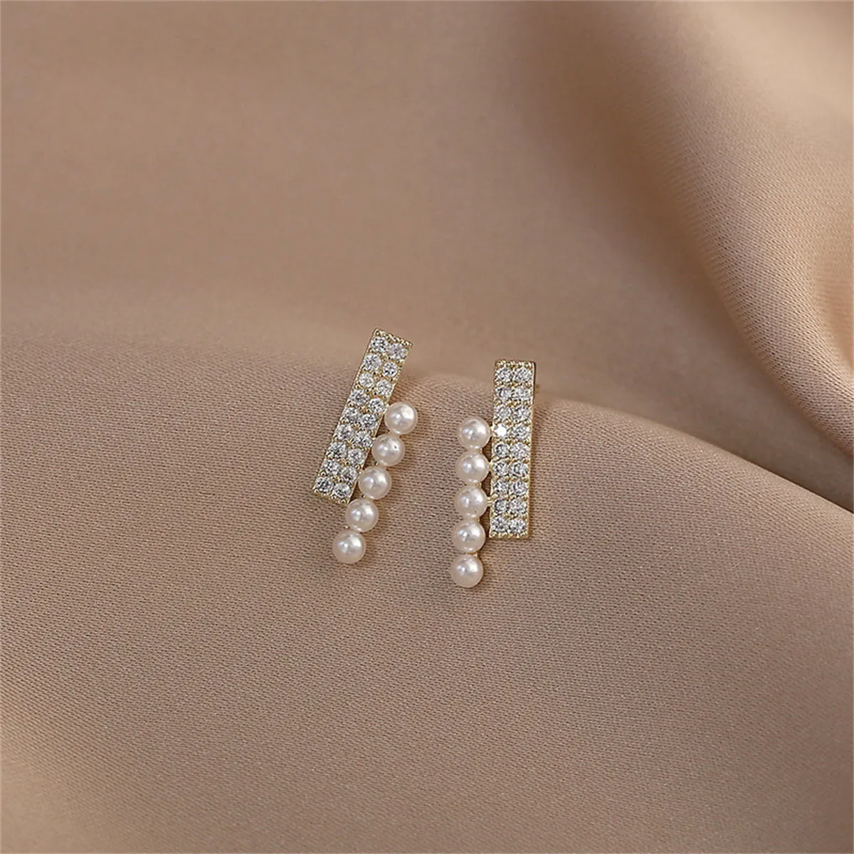 Cubic Zirconia & Pearl Bar Stud Earrings