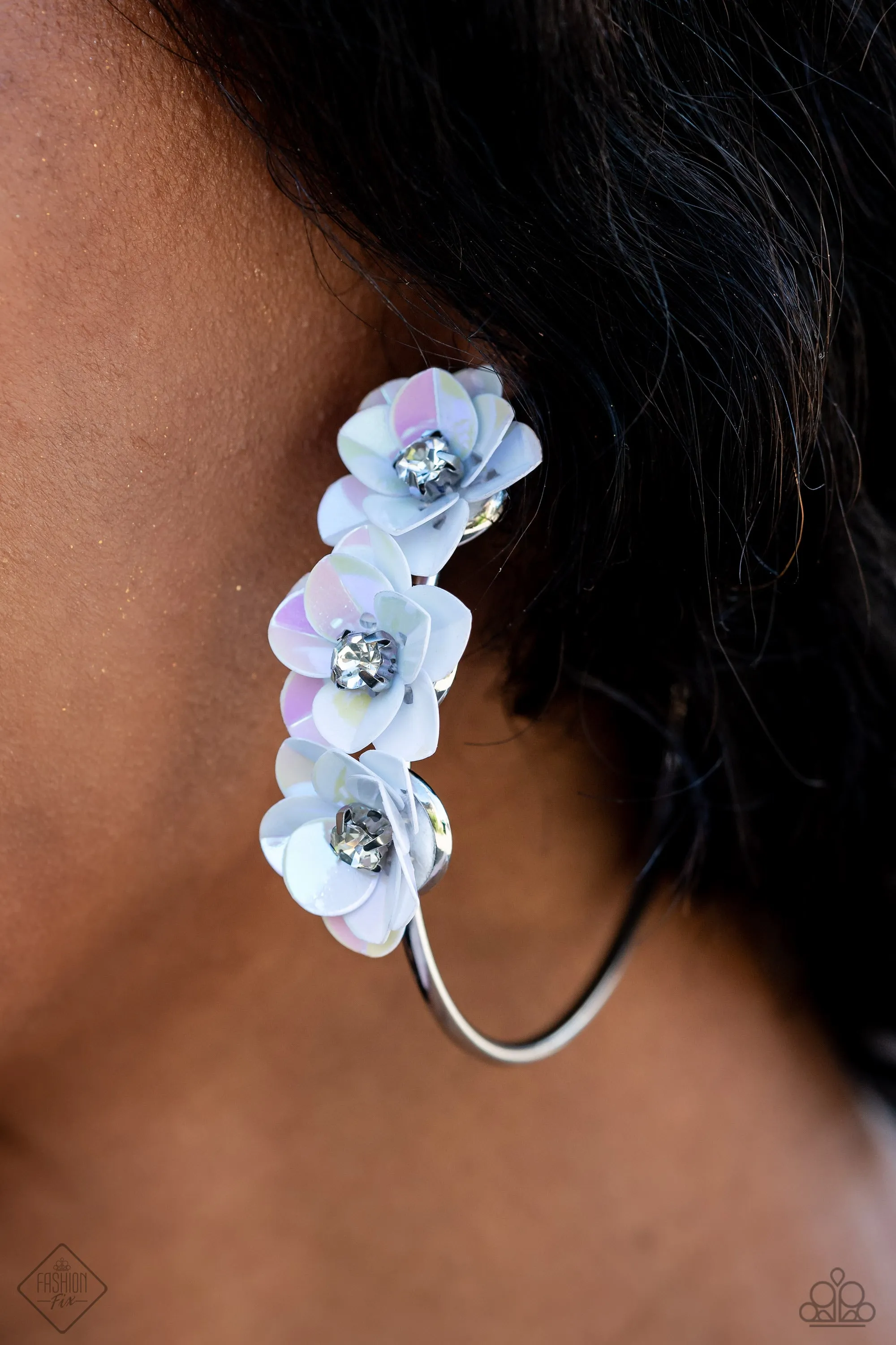 Ethereal Embellishment - Multi Paparazzi Accessories