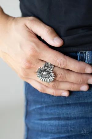 Farmstead Fashion - Silver - Paparazzi Accessories