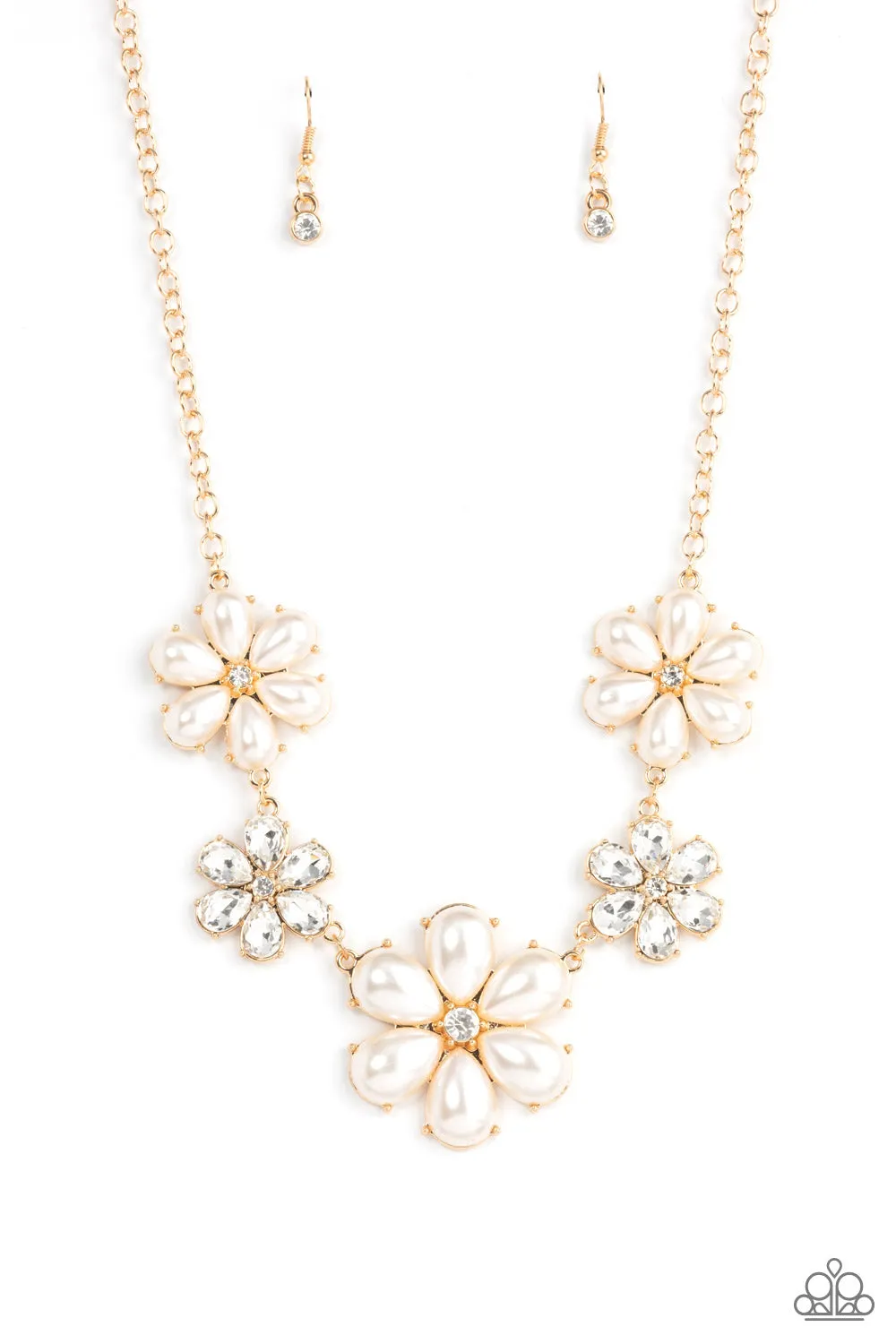 Fiercely Flowering - Paparazzi Accessories
