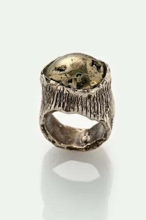 MARIE-ALEXANDRINE YVERNAULT | CHEVALIERE PY XI PYRITE RING