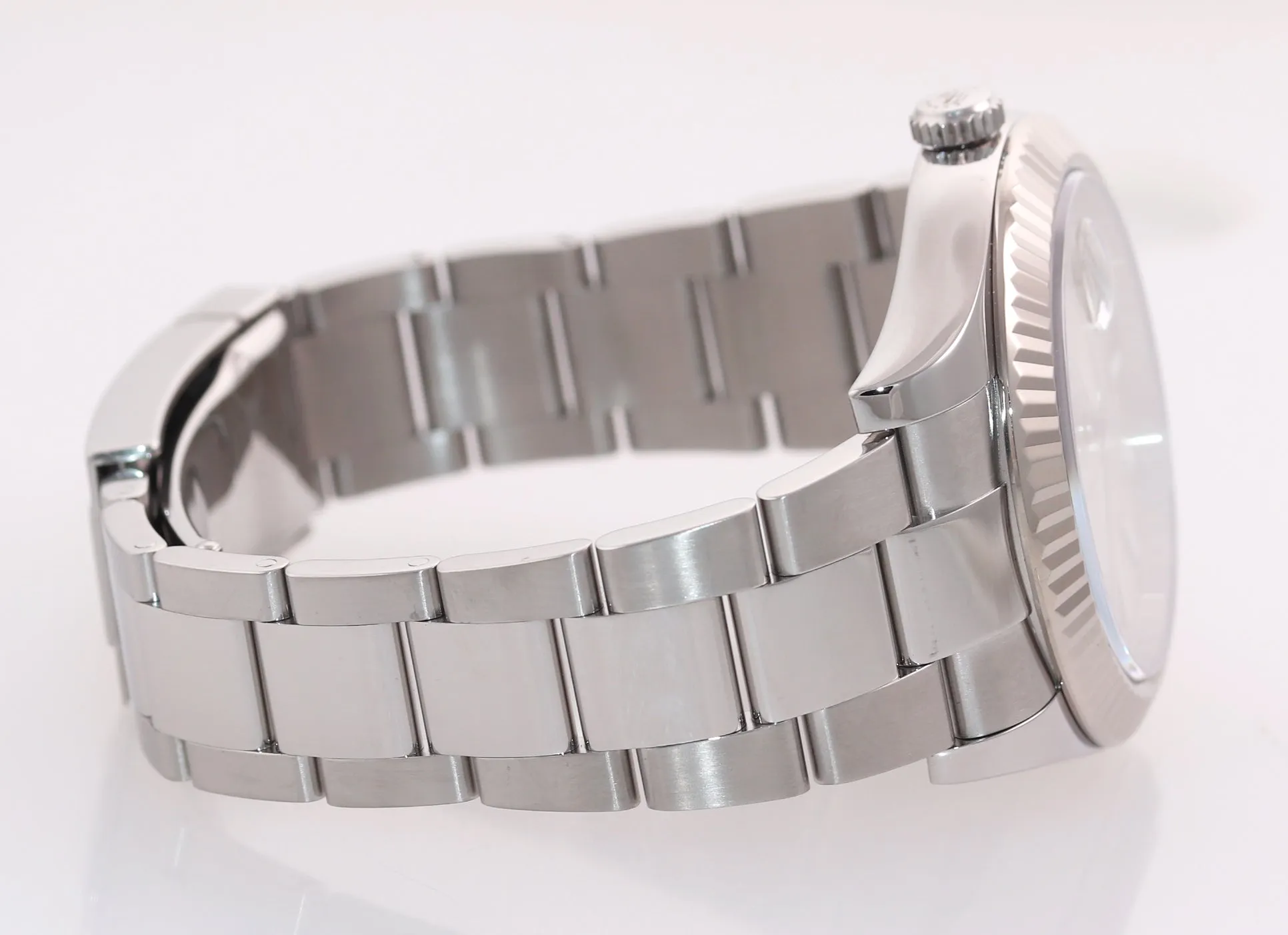 MINT 2017 Rolex Datejust II Silver Stick 41mm 18k White Gold Fluted 116334 Watch