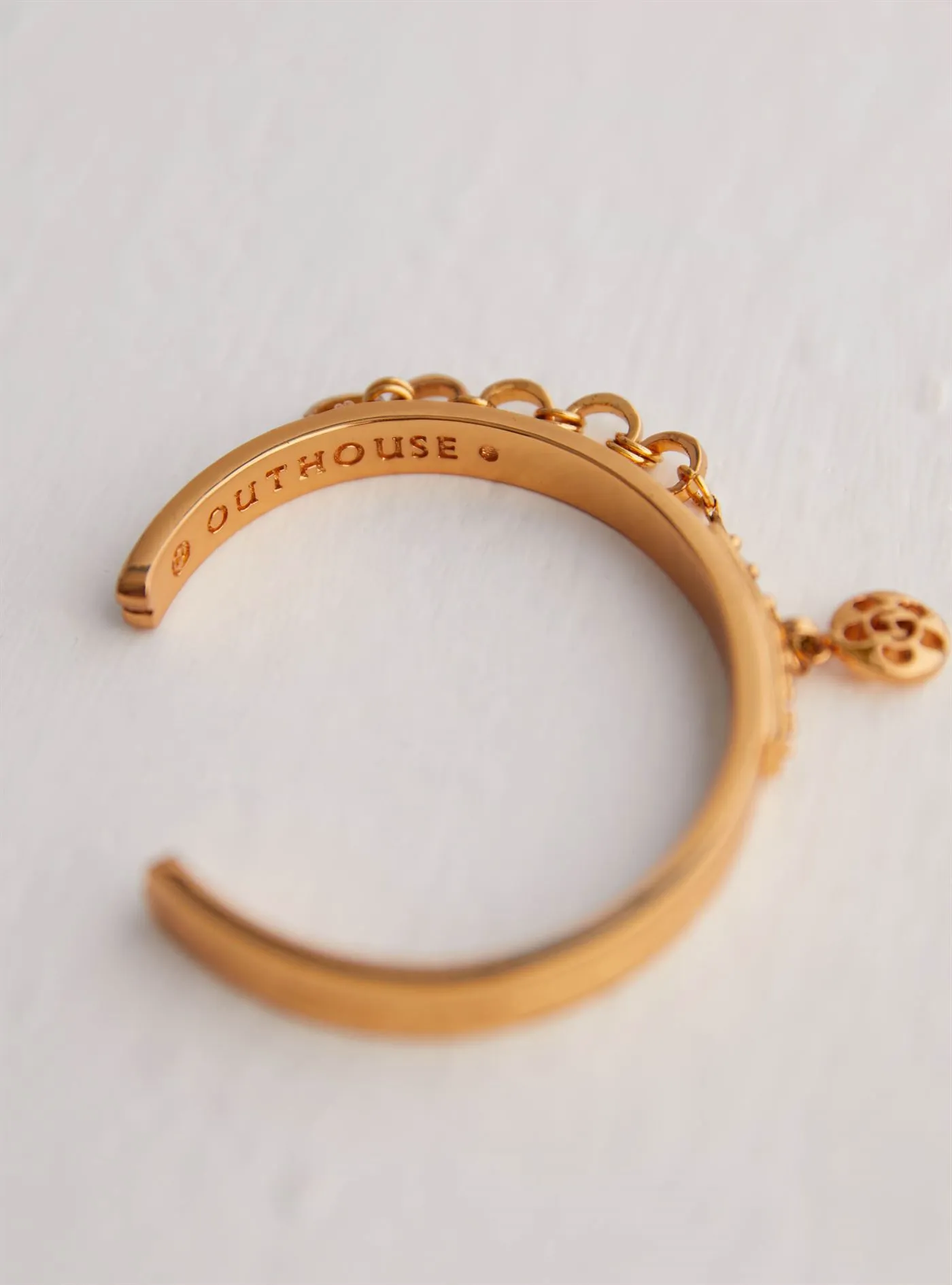 Outhouse   I   Oh Petite Park Avenue Poppi Handcuff Brass, Gold Accessories OHAW21HC011
