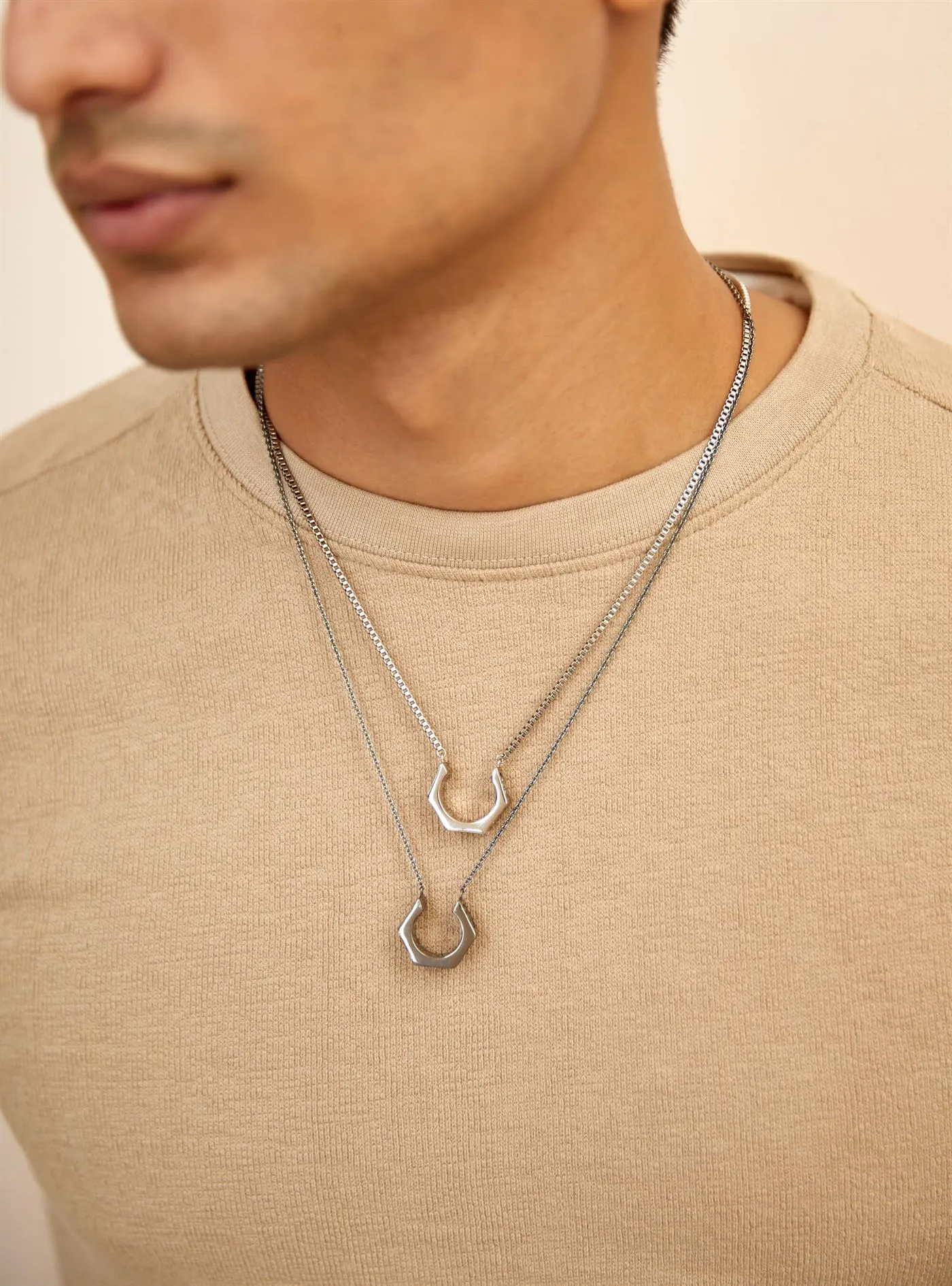 Outhouse   I   Poppi 4th Street Bolt Drop Necklace - Silver Brass, Silver Accessories OHAW21PE073